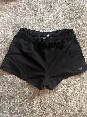 Patagonia Women’s Barely Baggie 2.5”